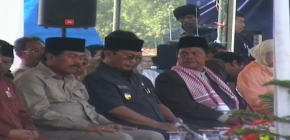 Drs.H.Danny Setiawan(Gubernur Jabar 2003-2008)&Drs.H.Bubun Bunyamin(Walikota Tasikmalaya 2002-2007)