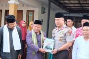 Tamu Pesantren - Kapolda Jawa Barat Irjen Pol. Drs. Agung Budi Mary